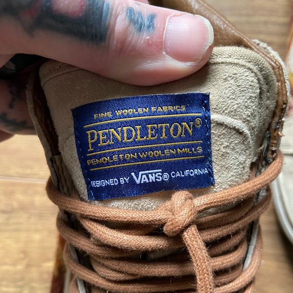 Vans old school high top Pendleton collab size 8 - Picture 2 of 5